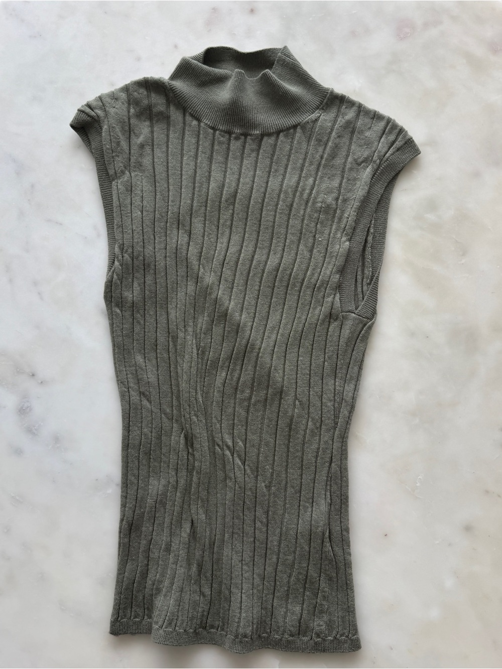 Banana Republic - 100% Wool Tank